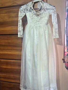 Just Couture Floral Lace Maxi Dress NWT in off White